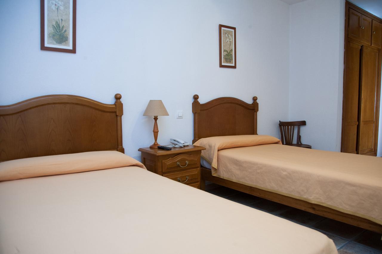 Hostal El Rincon Avila Exterior photo